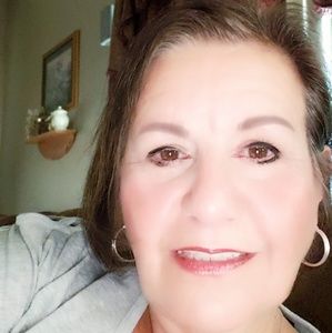 Meet your Posher, Jeannie